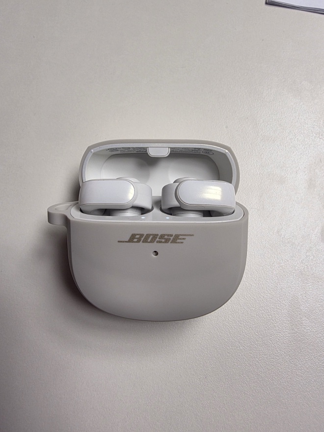 보스 무선충전 케이스 최종 모습