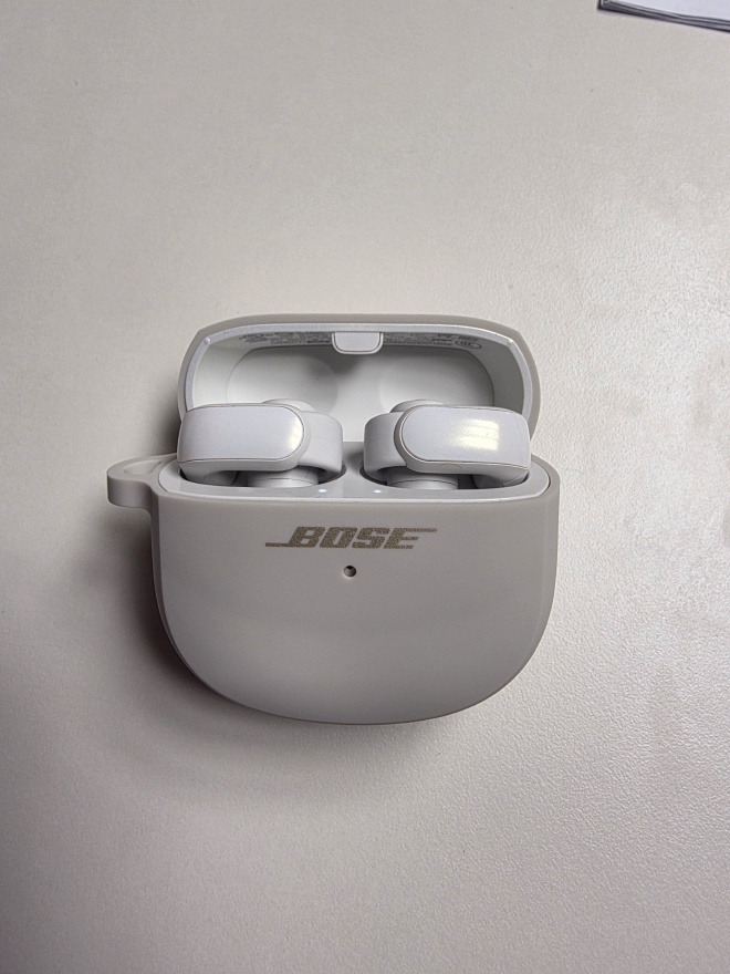 보스 무선충전 케이스 최종 모습