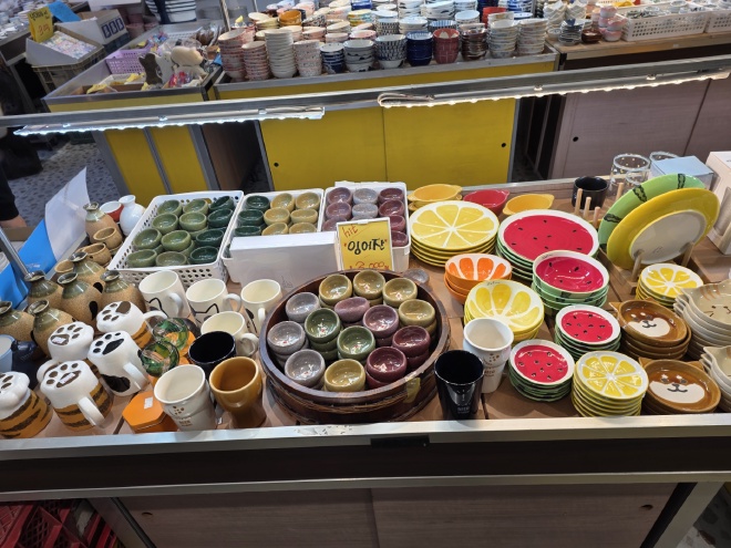 과일 모양 접시들